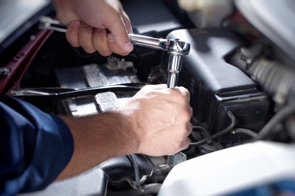 auto-repair-insuranceD9742D8B-5239-76C9-1366-E84772F0373C.jpg